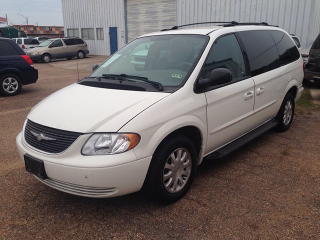 Gas mileage 1999 chrysler town country lxi