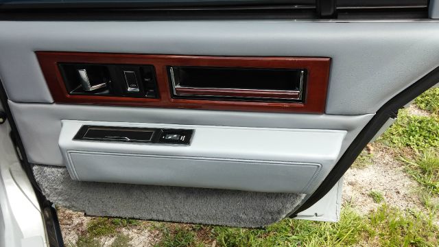 1991 Cadillac Fleetwood Groveland FL