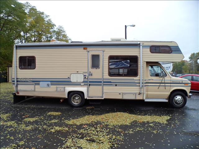 Ford lindy motorhome