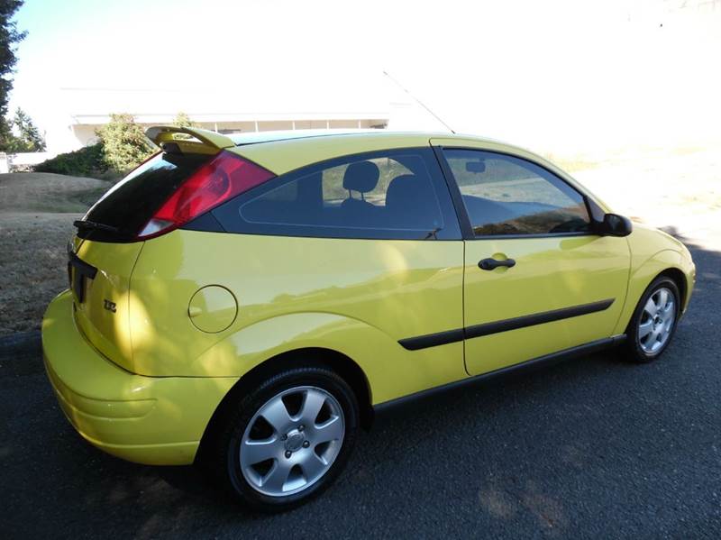 2001 Ford focus zx3 fuel economy